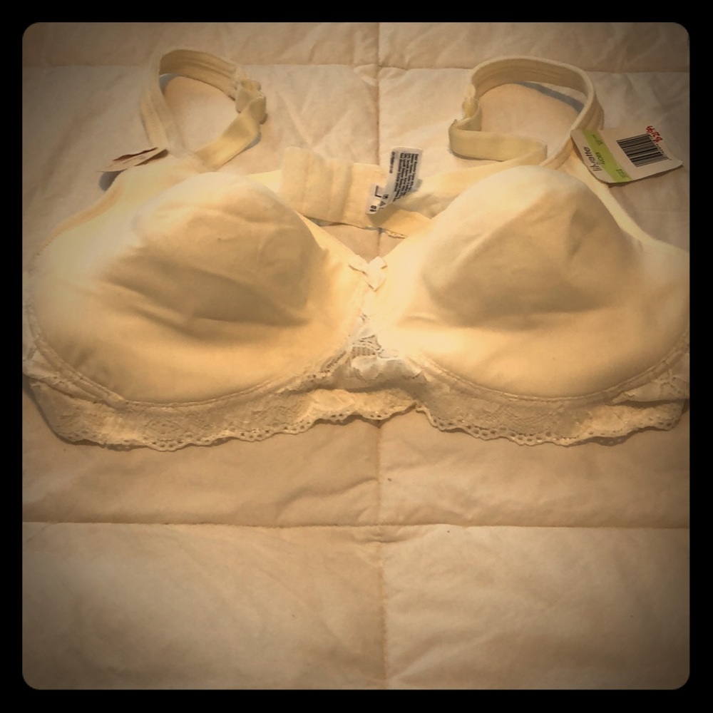 Lilyette bra 40B New with tags